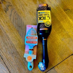 Hair brush lot - two brushes
